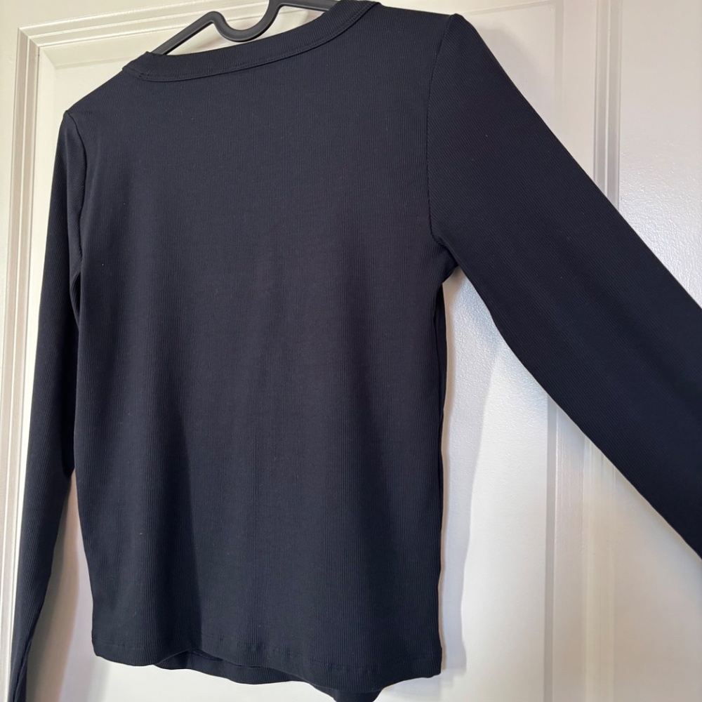 Vuori Women's Long Sleeve Pose Scoop Tee Black Size medium - Picture 12 of 14